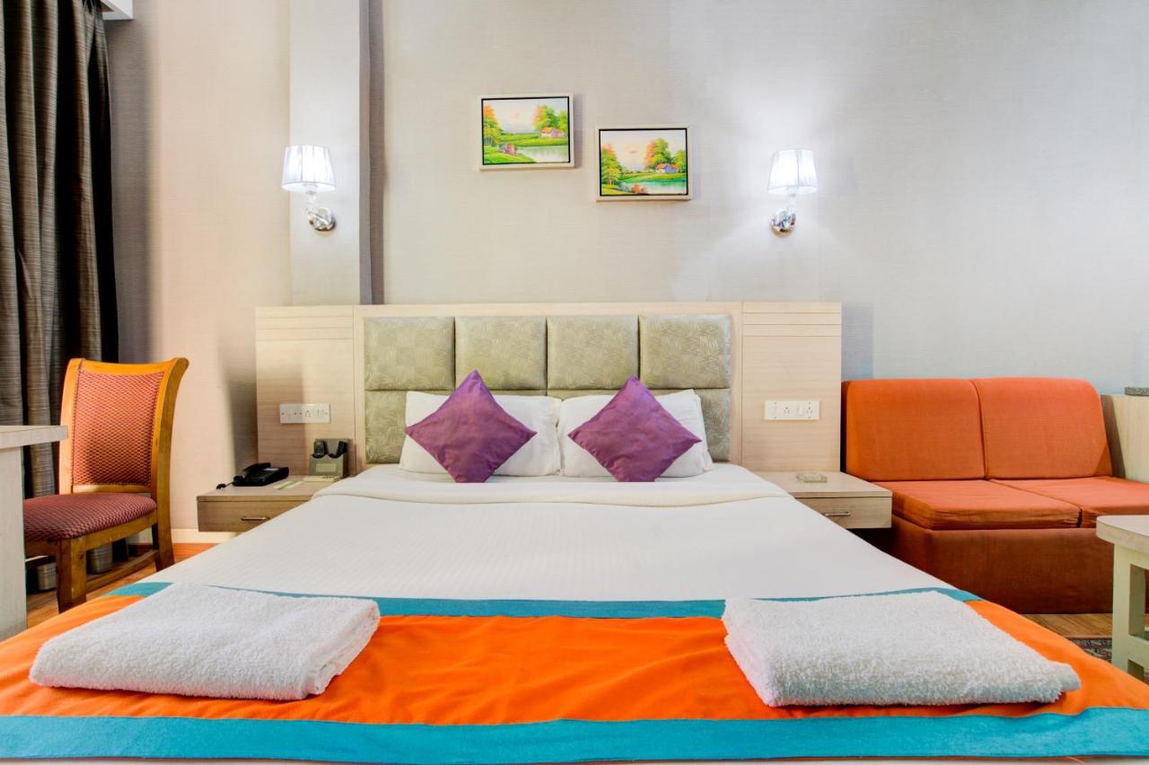 Hotel Mahadev Palace Deoghar Luaran gambar